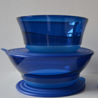 Tupperware Elegance sinisenä. Pohjassa hilettä 2,3l ja 3,2l - pikkukuva 1