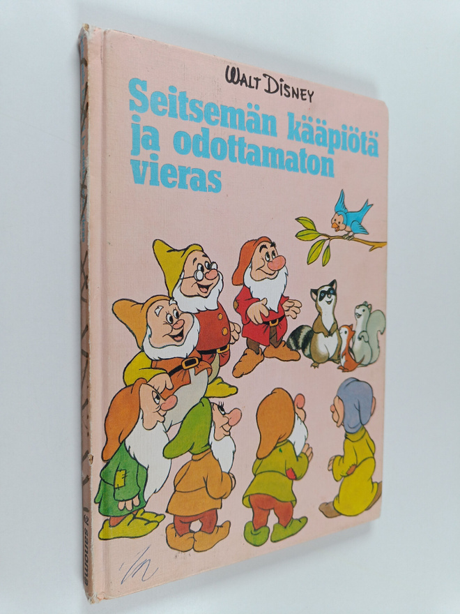 Walt Disney : Seitsemän kääpiötä ja odottamaton vieras : ...