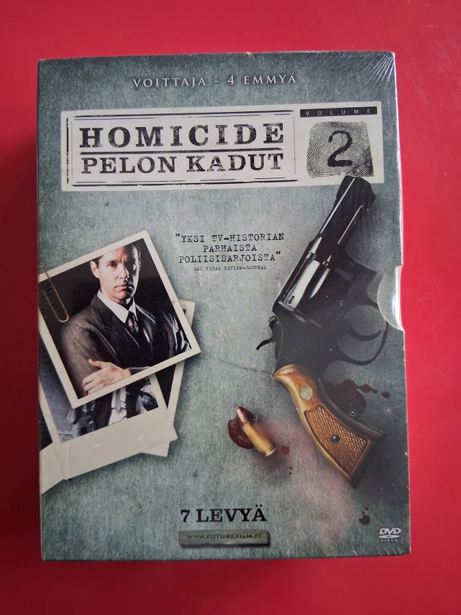 *UUSI* Pelon kadut - Tuotantokausi 2 DVD-boxi
