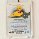 Juuso Pärssinen - 22-23 Ultimate Rookies Auto /299 - pikkukuva 2