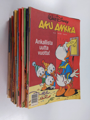 Aku Ankka vuosikerta 1993 (puuttuu nrot 32-36, 19-23)