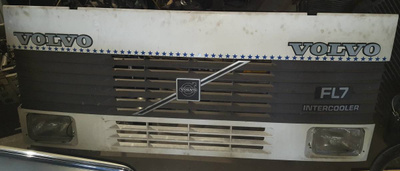 Volvo FL7 -94 maski ilman umpioita