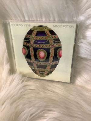 THE BLACK KEYS:MAGIC POTION