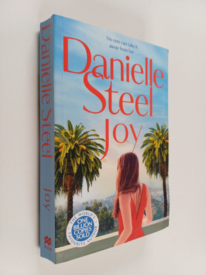 Danielle Steel : Joy - A Novel