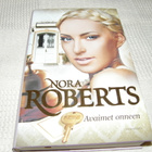 Nora Roberts Avaimet onneen -sid - pikkukuva 1