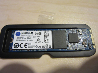 Kingston 240 GB sata m.2 ssd tallennusasema