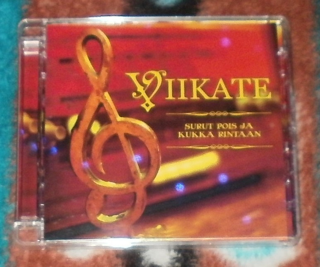 VIIKATE ~ Surut Pois Ja Kukka Rintaan ~ CD naarmuton M-/M-