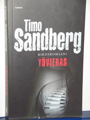 Arto Sandberg : YÖVIERAS