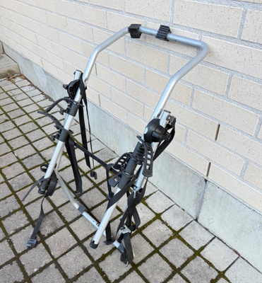 Thule pyöräteline takaluukkuun