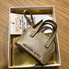 Michael Kors vaalea kulta avaimen perä laukku koru charm - pikkukuva 4