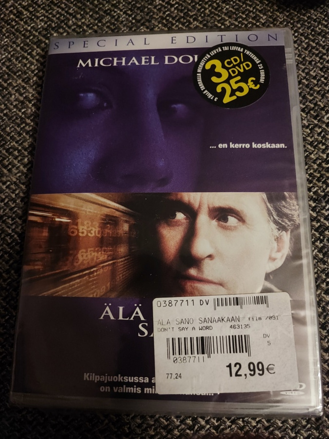 Älä sano sanaakaan UUSI Michael Douglas