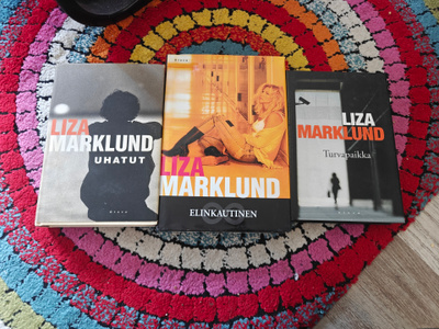 Liza Marklund kirja paketti.