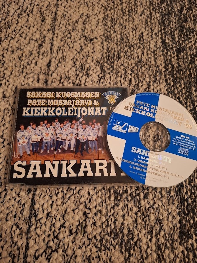 Pate Mustajärvi,Sakari Kuosmanen& Kiekkoleijonat'95-Sankarit