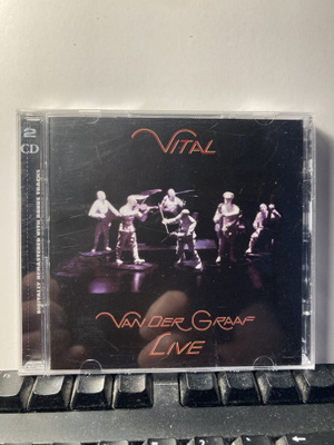 VAN DER GRAAF: Vital, CD x 2, rem. & exp.