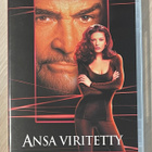 Ansa viritetty (1999) Sean Connery & Catherine Zeta-Jones - pikkukuva 1