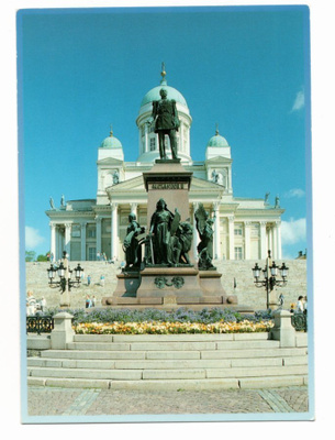 Helsinki: Aleksanteri II:n patsas ja tuomiokirkko