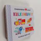 Martina Hogan : Ensimmäiset sanat : Kulkuneuvot - pikkukuva 1