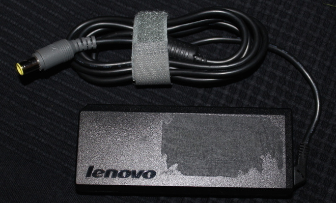 Lenovo Laturi 20V 4,5A 90W - alkuperäinen - käytetty