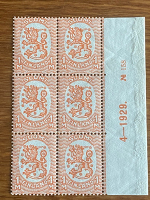 SAARISEN MALLI 1MK L130B NUMERO KUUSILO**