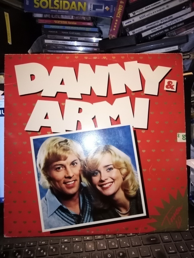 LP DANNY &  ARMI :  TOINEN LP ( SIS POSTIKULU  )