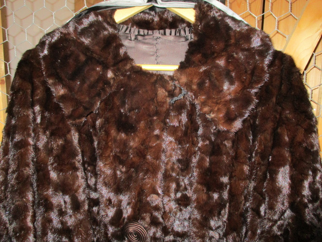 Minkkiturkki koko 36 / 38 ja minkkihattu