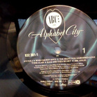 ABC    ::    ALPHABET CITY    ::    VINYYLI  LP      1987 - pikkukuva 2
