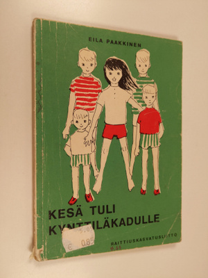 Eila Paakkinen : Kesä tuli Kynttiläkadulle