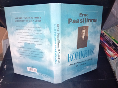 Erno Paasilinna : Rohkeus ( SIS POSTIKULU )