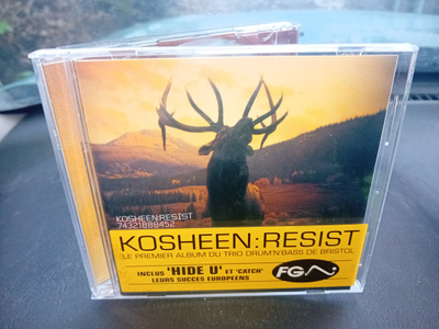 CD KOSHEEN : RESIST ( SIS POSTIKULU  )