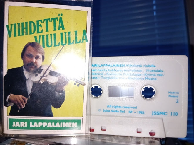 C-kasetti Jari Lappalainen  :  Viihdettä viululla ( SIS POST