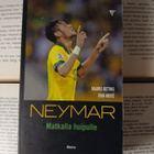 Beting, More - Neymar: matkalla huipulle (pokkari) - pikkukuva 1