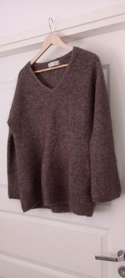 Ruskea  mohairneulepusero (M) ovh 129€