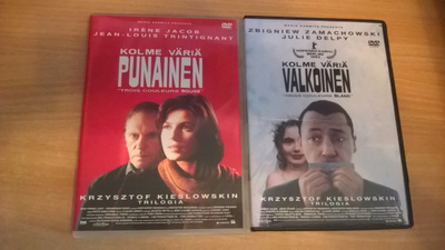 Kolme Väriä: Valkoinen ja Punainen