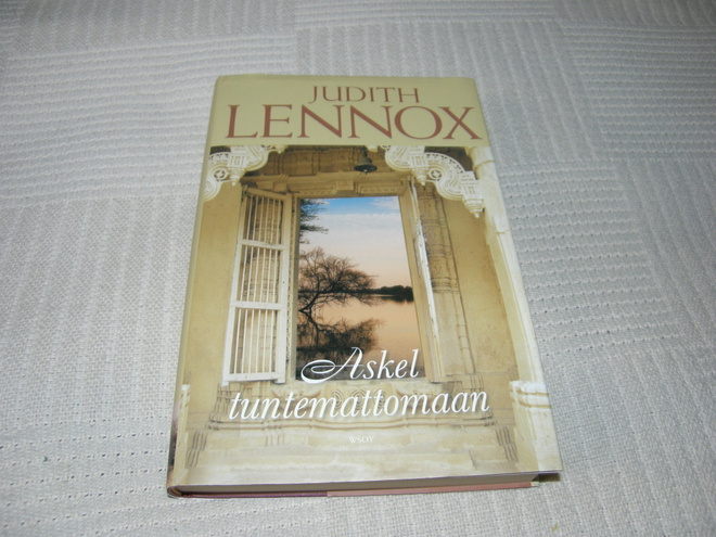 Judith Lennox Askel tuntemattomaan   -sid