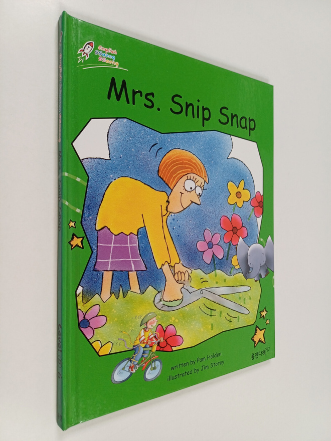 Pam Holden : Mrs. Snip Snap