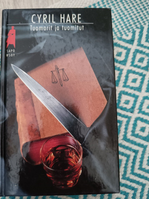 Cyril Hare Tuomarit ja tuomitut