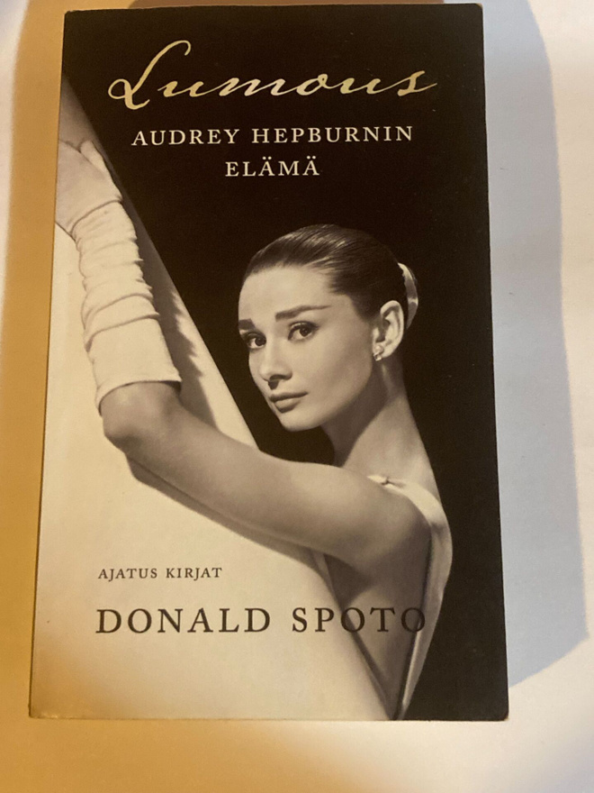 Donald Spoto : Lumous - Audrey Hepburnin elämä