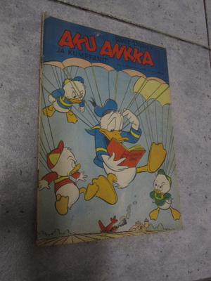 AKU ANKKA JA KUMPPANIT 5 / 1953