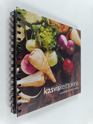 Kasviskeittokirja : kasvisruokaa ympäri vuoden