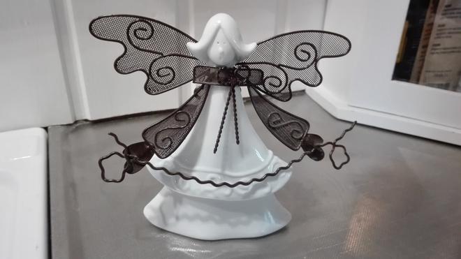 SULOINEN ENKELI KORISTE-ESINE