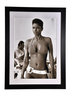 James Bond 007: Die Another Day - Halle Berry as "Jinx" - Ku