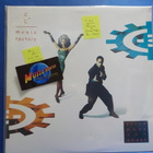 C + C MUSIC FACTORY - GONNA MAKE YOU SWEAT - M-/M- US -90 LP - pikkukuva 1