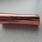 REVOLUTION Satin Kiss huulipuna, sävy Ruby 3,5 g - pikkukuva 2