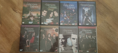 Vampyyripäiväkirjat kaudet 1- 5 dvd