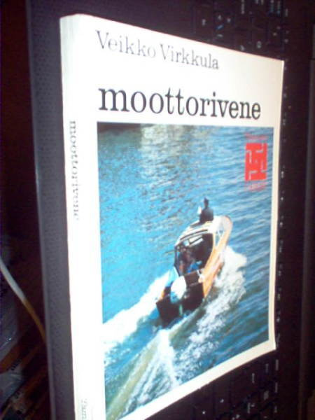 Veikko Virkkula : Moottorivene ( 1 p. 1974 ) Sis, postikulut