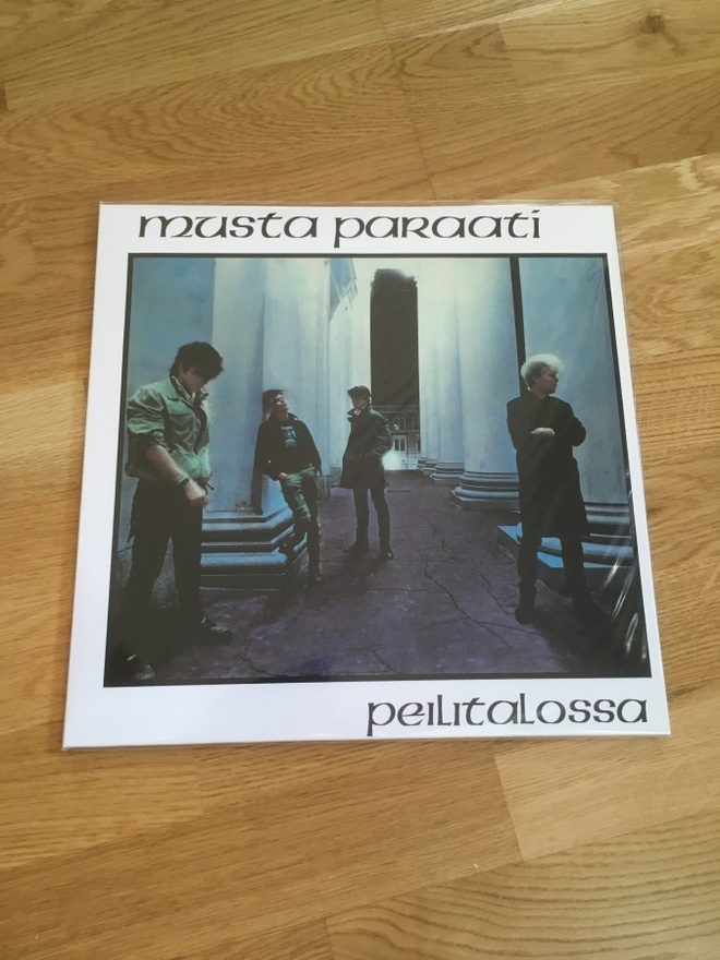Musta Paraati – Peilitalossa LP (Purple Turquoise Clear)