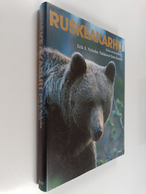 Erik S. Nyholm : Ruskeakarhu : Ursus arctos arctos L