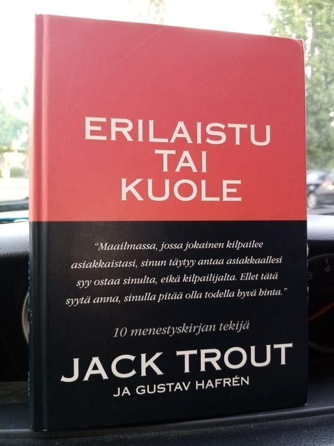 Jack Trout : Erilaistu tai kuole ( SIS POSTIKULU)