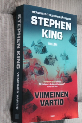 Stephen King : Viimeinen vartio ( 2018 pokkari )