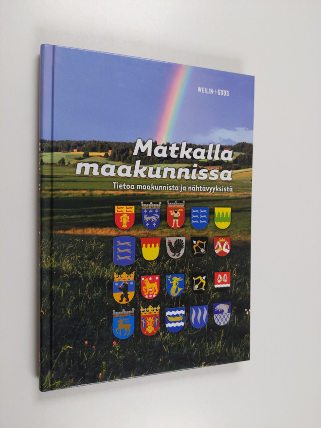 Risto (suunnittelu ja toim.) Pekkanen : Matkalla maakunni...